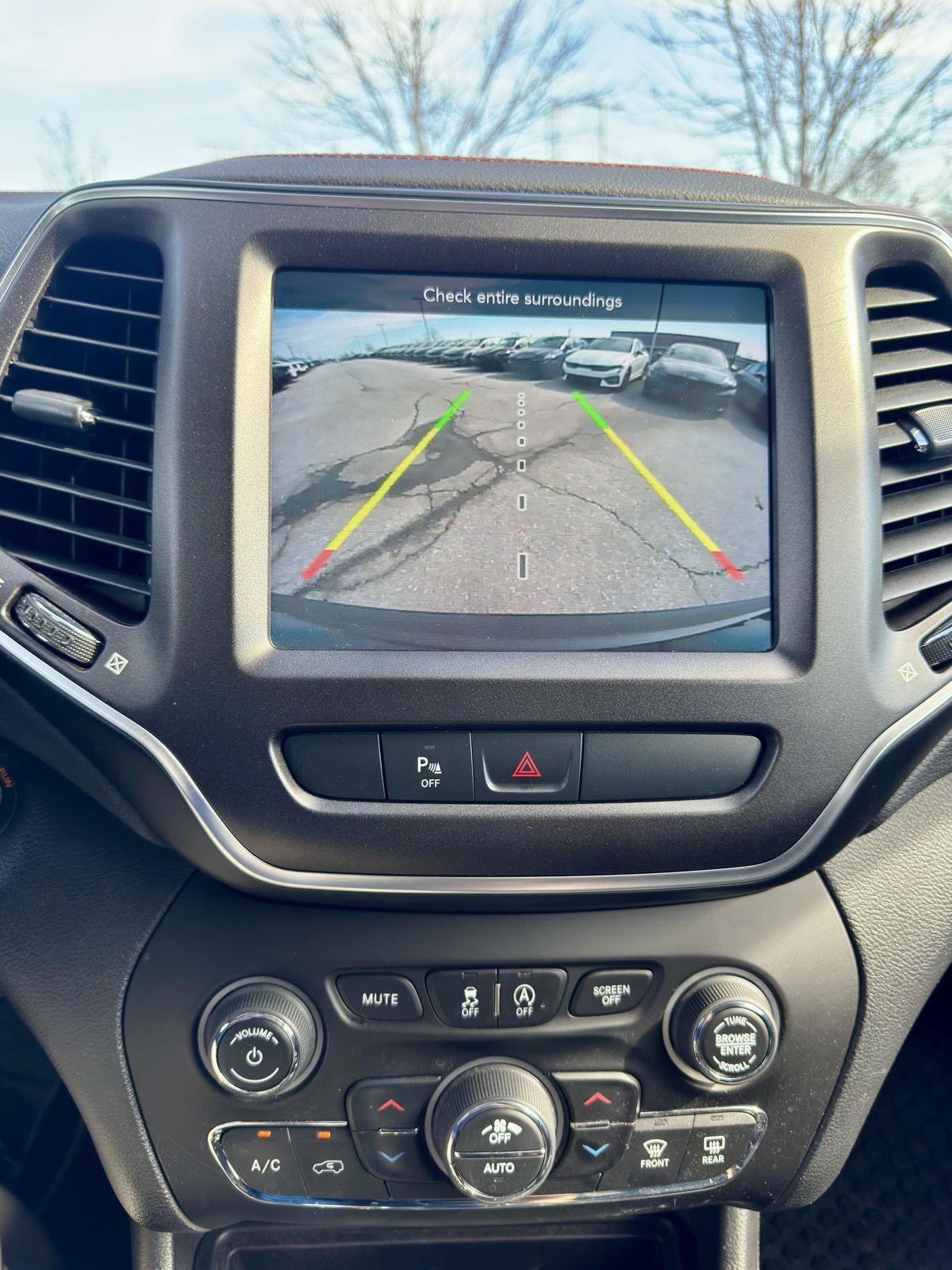 2020 Jeep Cherokee Trailhawk