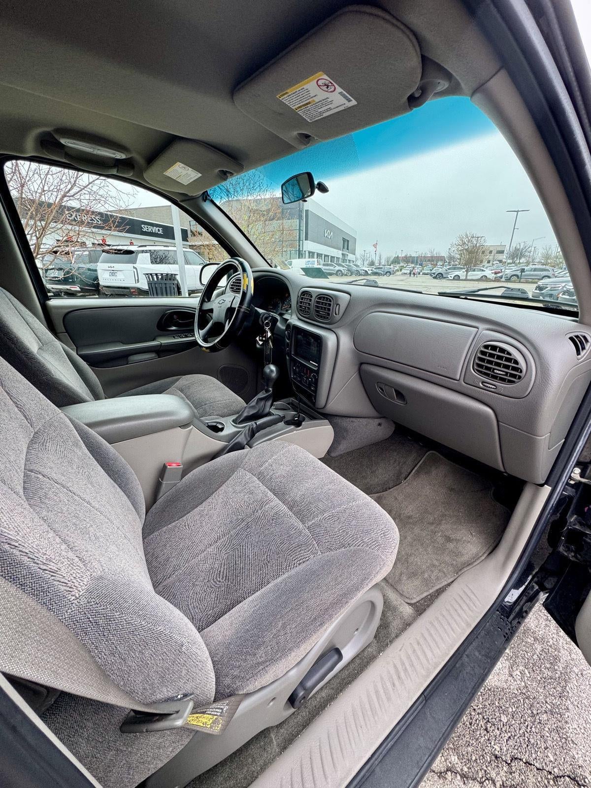 2004 Chevrolet TrailBlazer LS