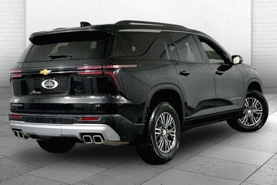 2024 Chevrolet Traverse FWD LT