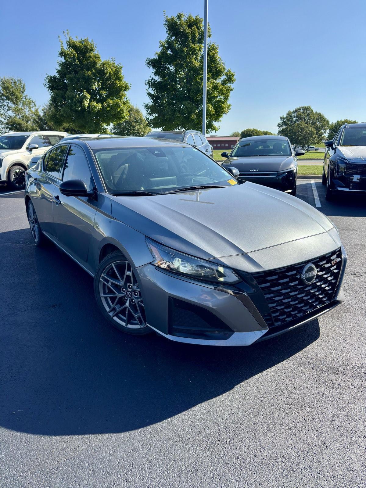 2023 Nissan Altima 2.0 SR