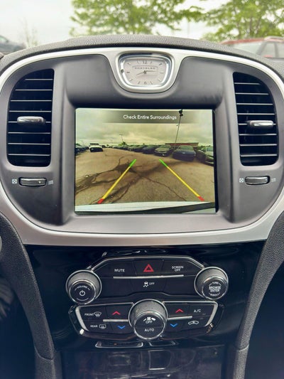 2023 Chrysler 300 Touring