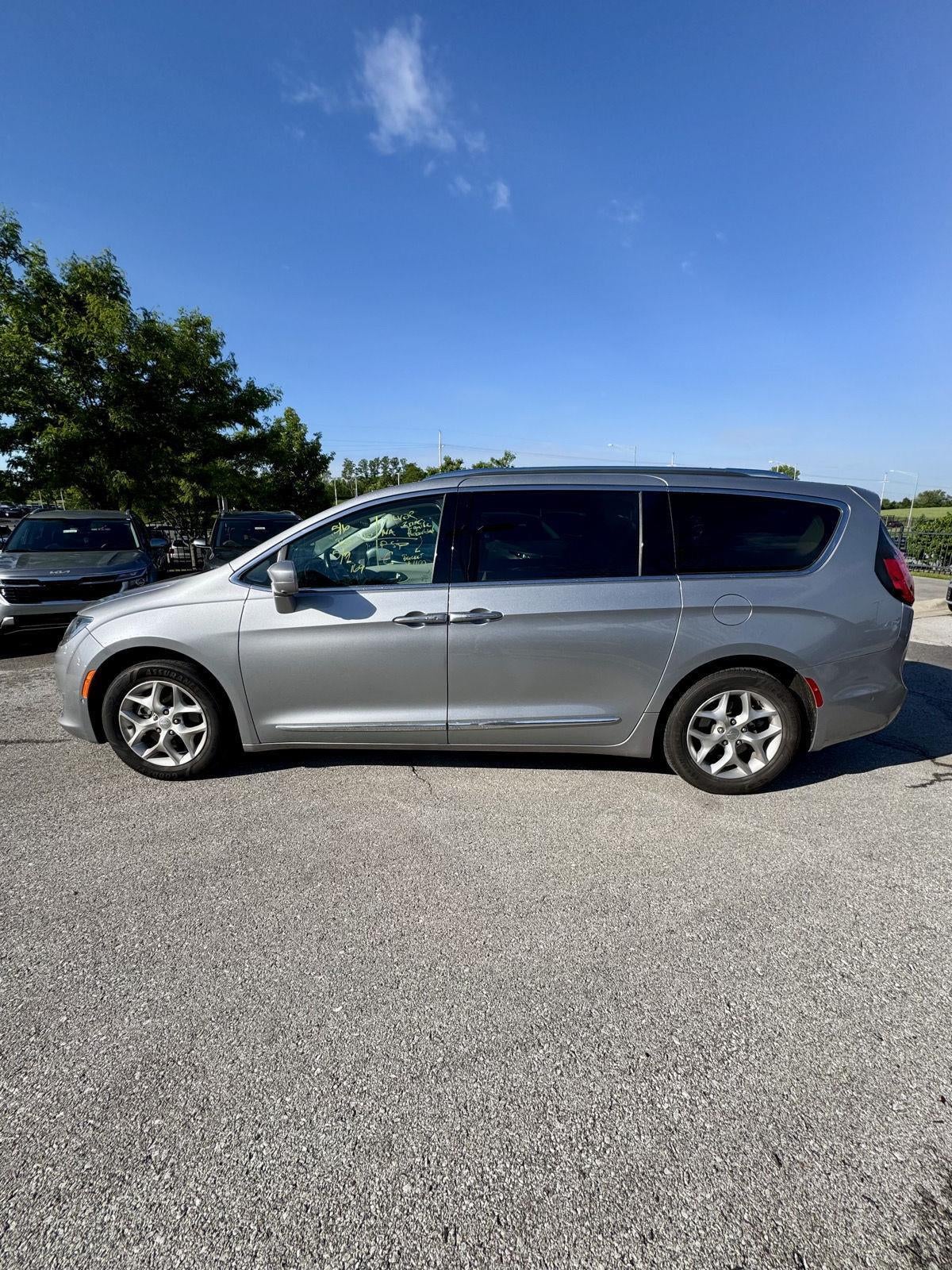 2018 Chrysler Pacifica Touring L Plus