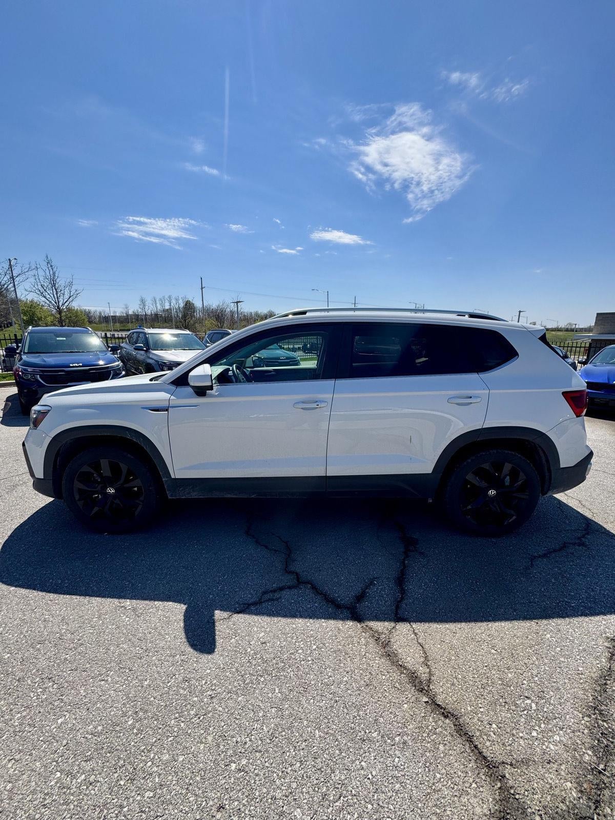 2023 Volkswagen Taos SE