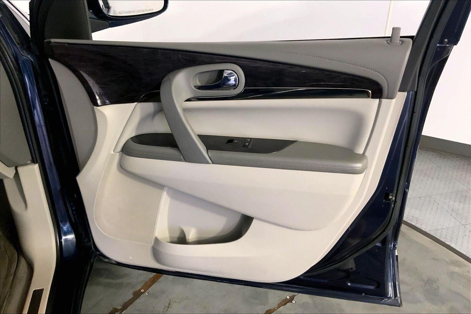2017 Buick Enclave Leather