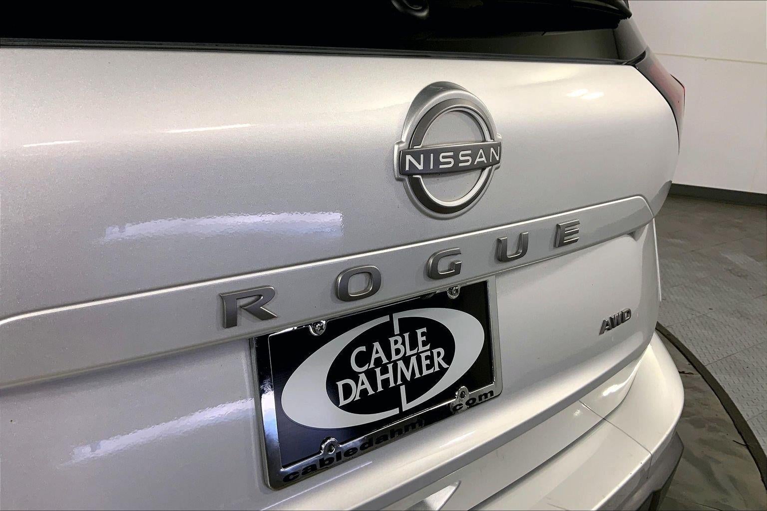 2025 Nissan Rogue SV