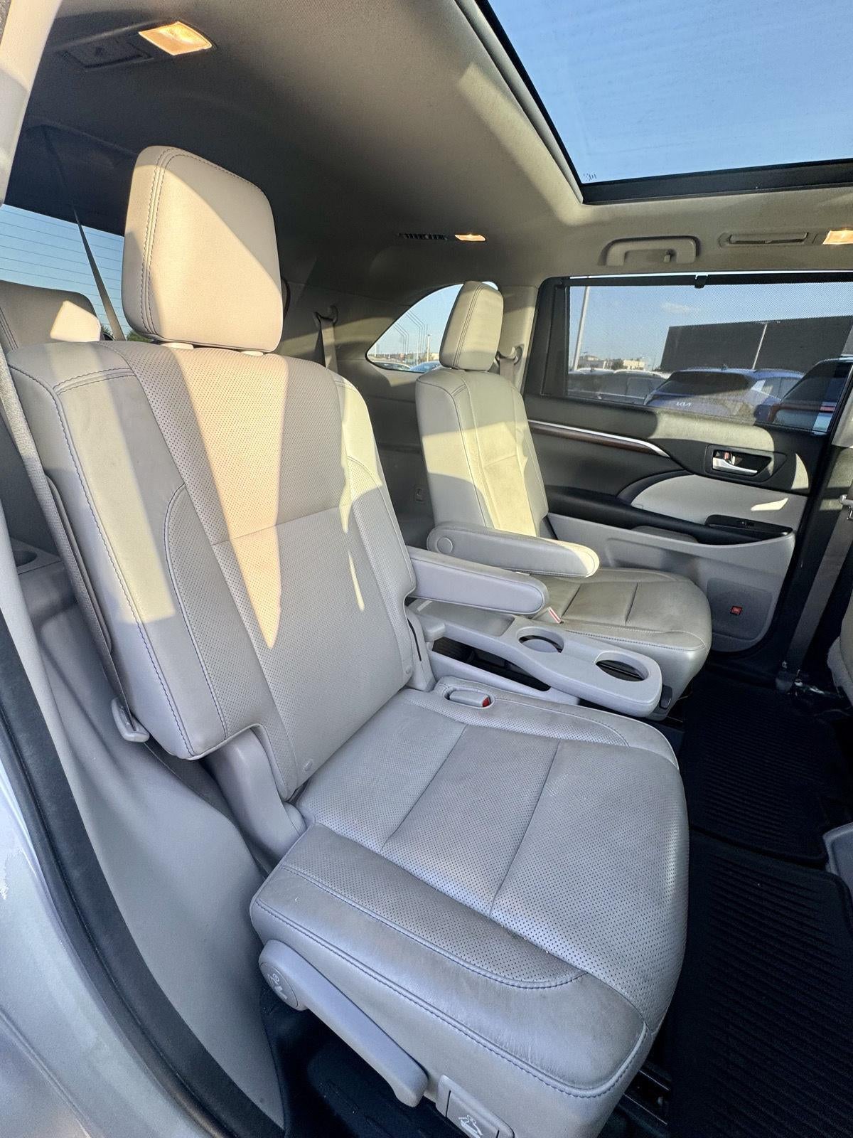 2015 Toyota Highlander Limited Platinum