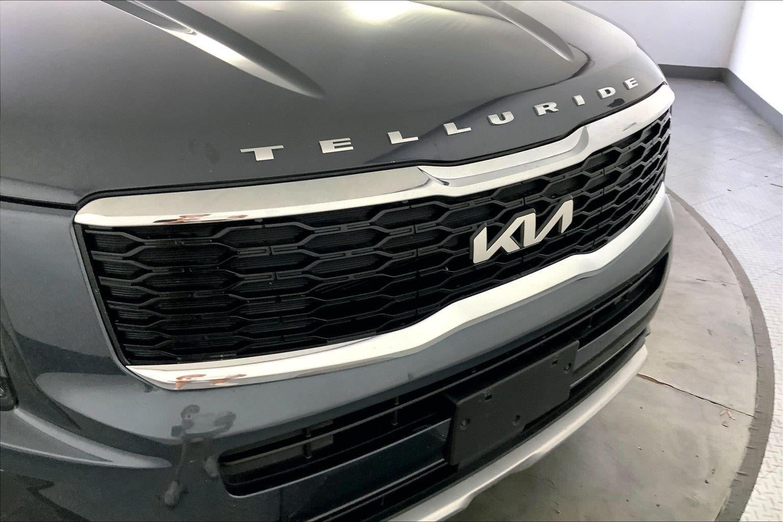 2022 Kia Telluride LX
