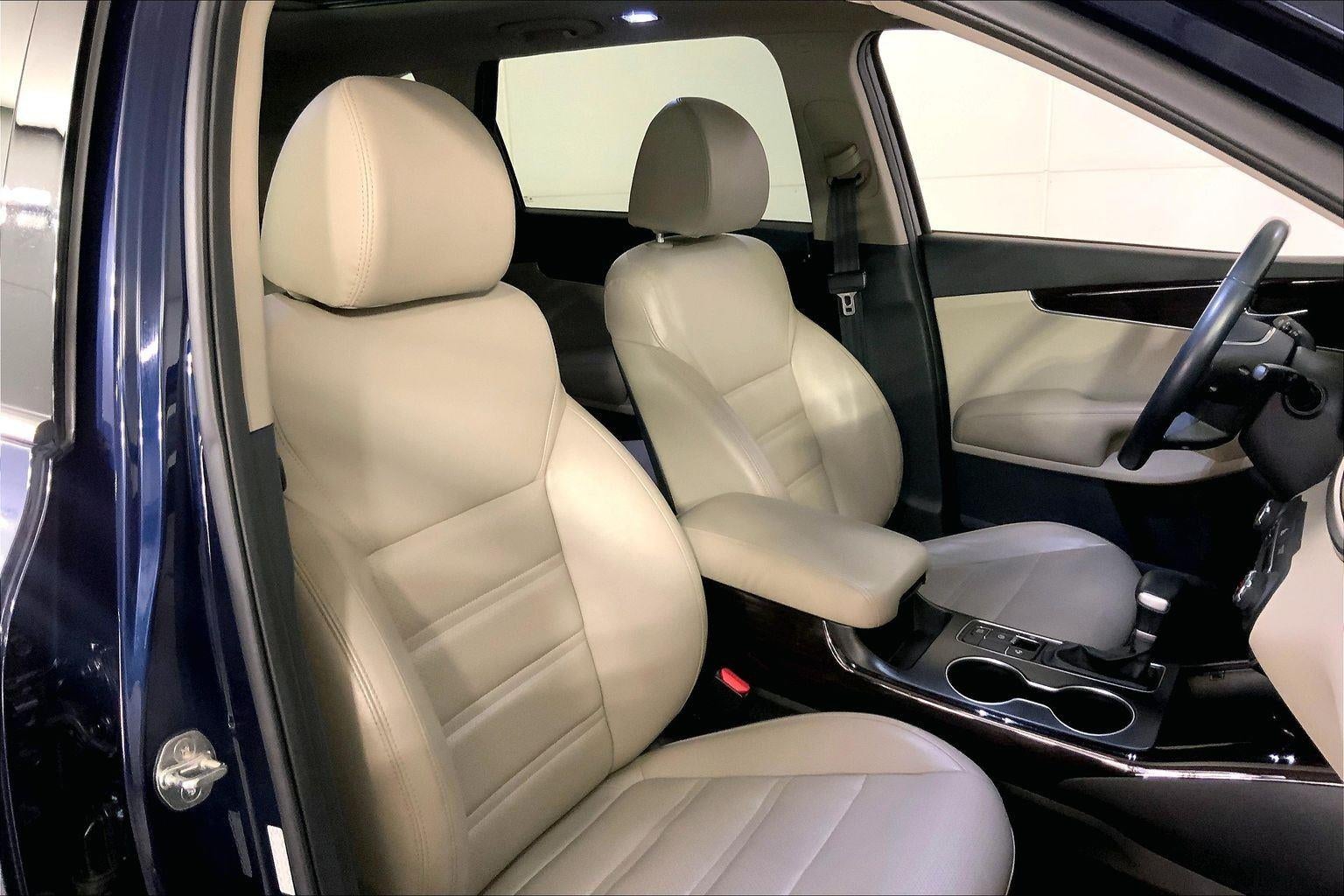 2020 Kia Sorento EX V6