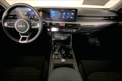 2025 Kia K5 LXS