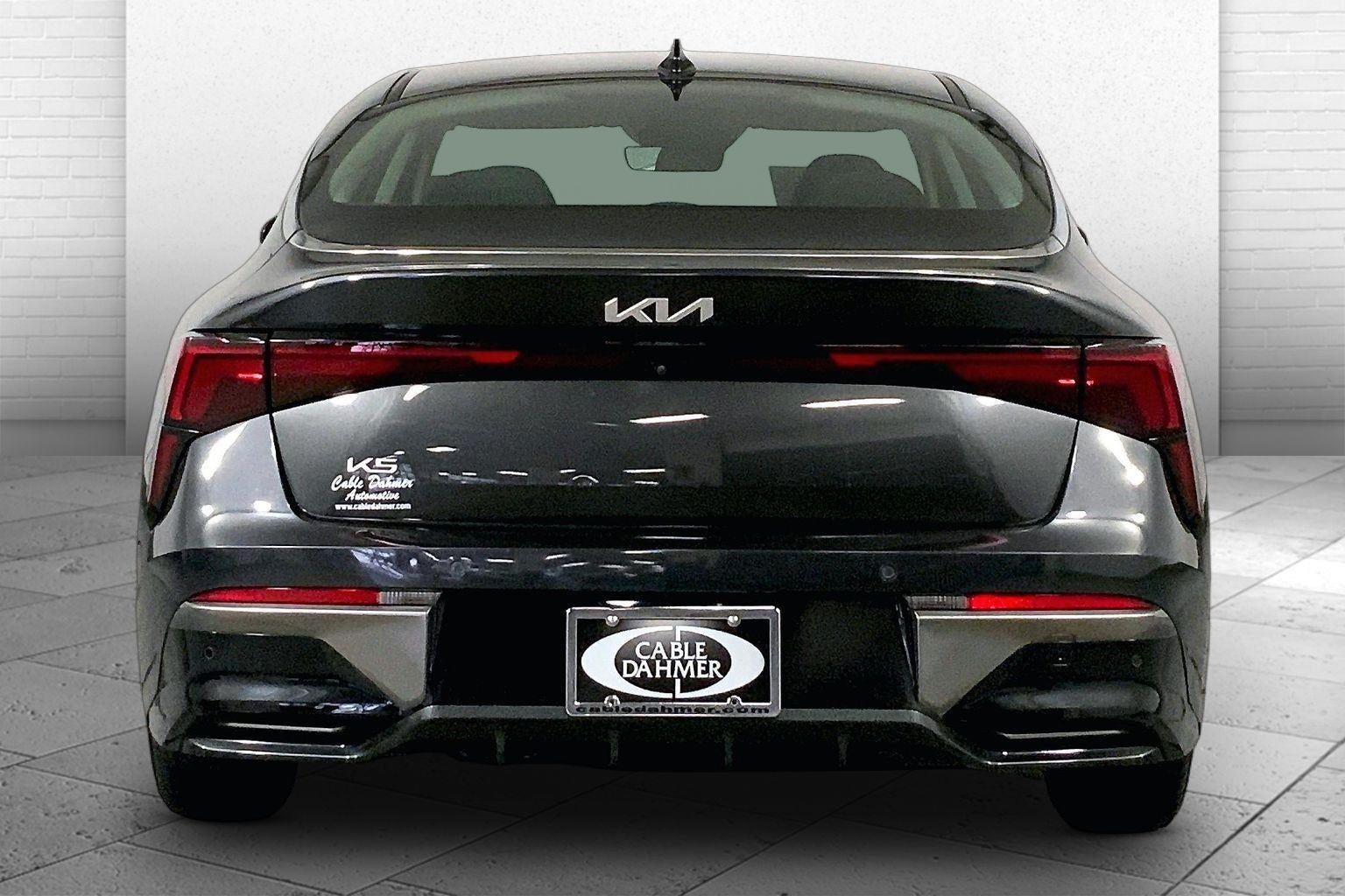 2025 Kia K5 LXS