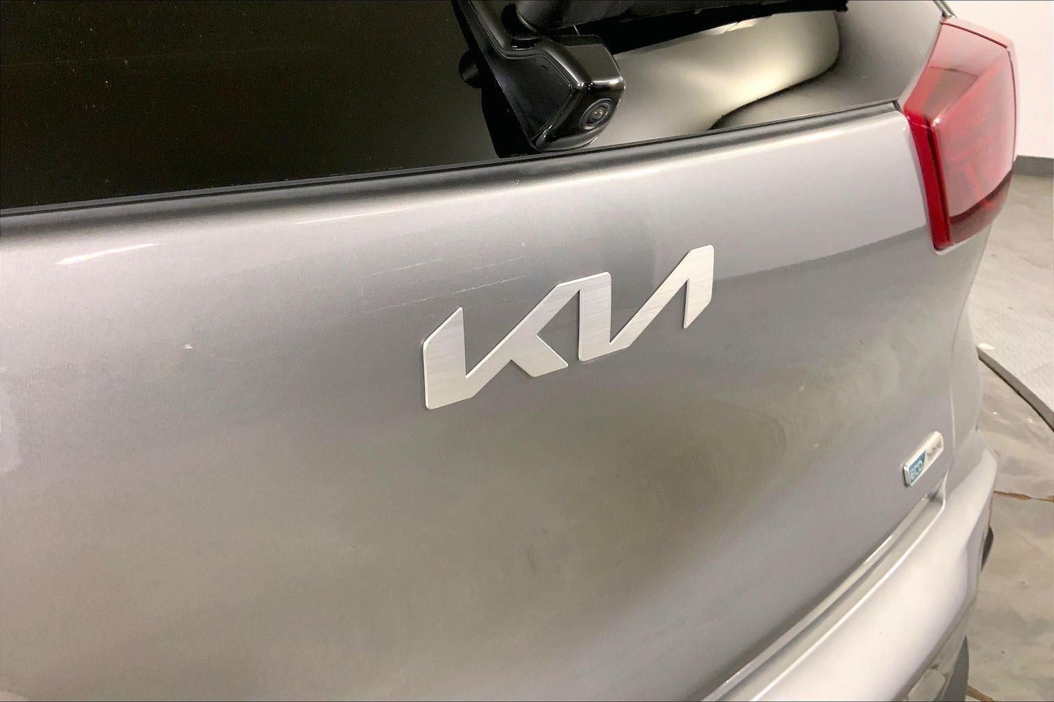 2022 Kia Niro Touring SE