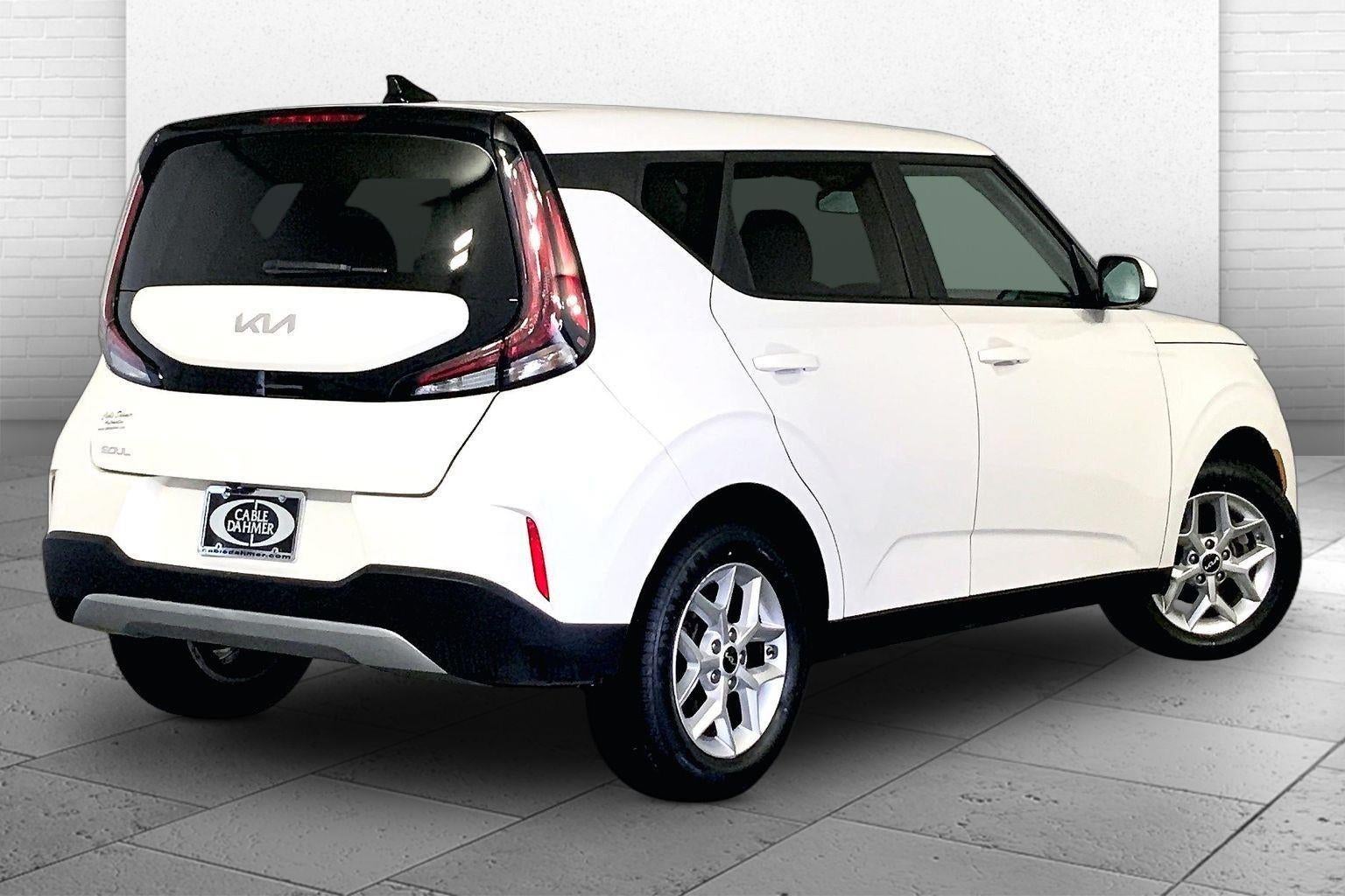 2025 Kia Soul LX