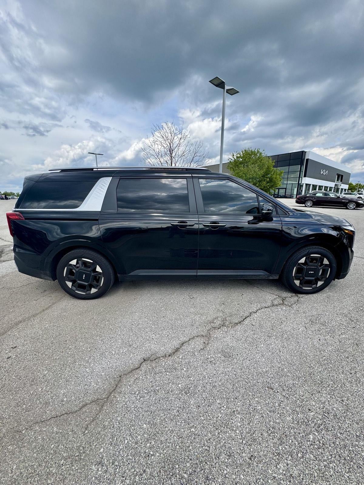 2025 Kia Carnival EX