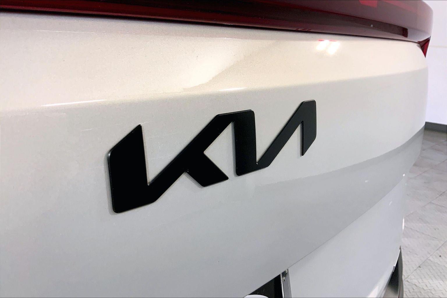 2025 Kia Carnival Hybrid SX