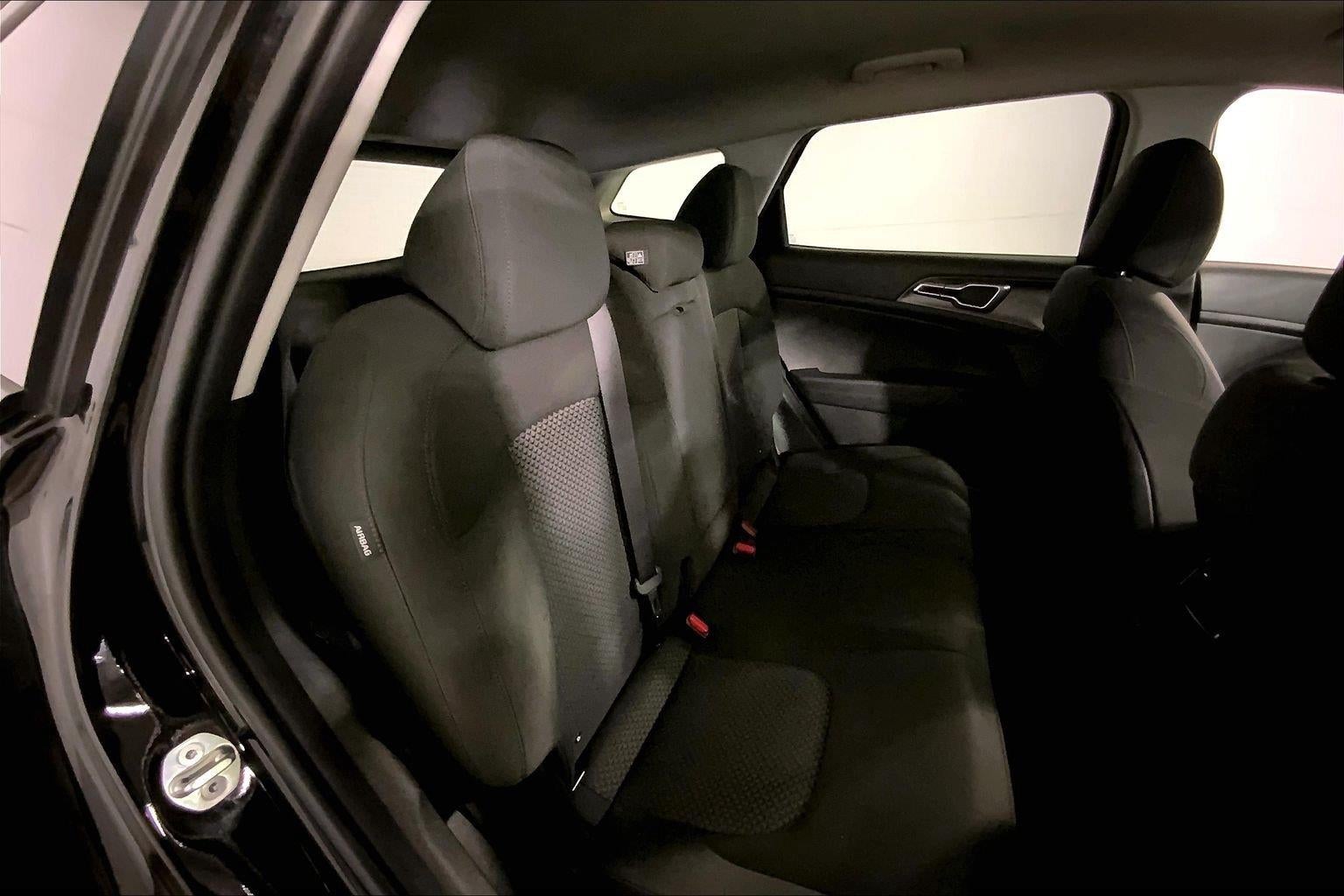 2026 Kia Sportage Hybrid S