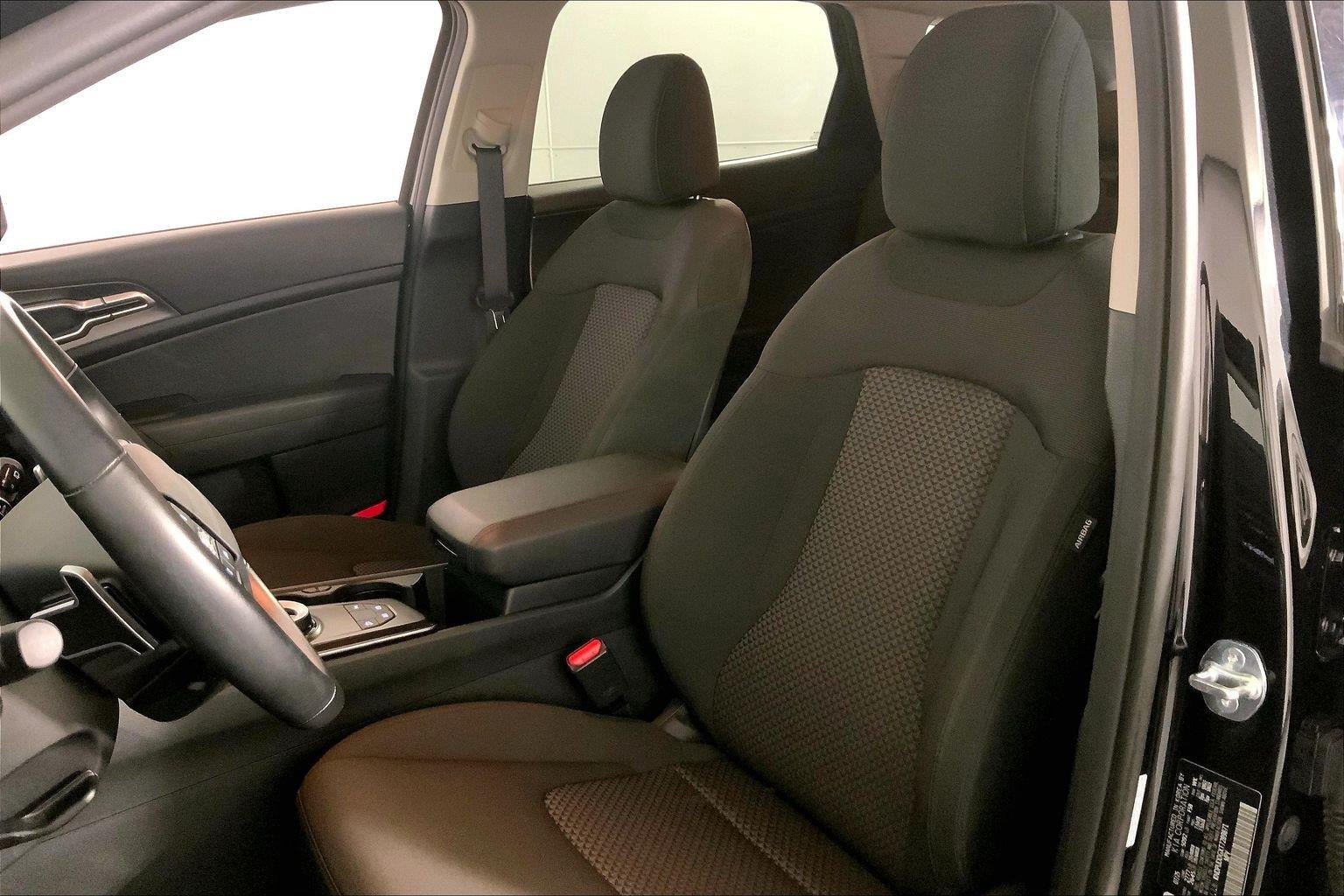 2026 Kia Sportage Hybrid S