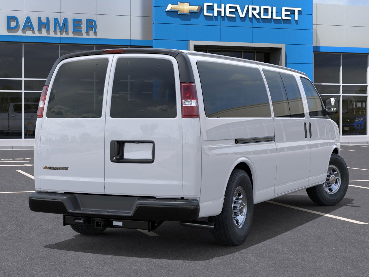 2025 Chevrolet Express Passenger 3500 1LS