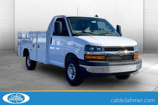 2025 Chevrolet Express Cutaway 3500 1WT