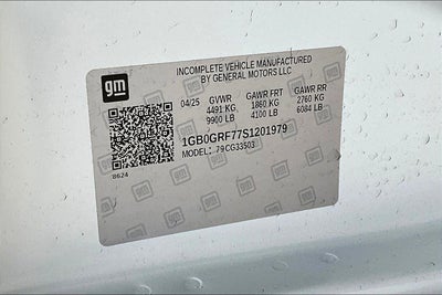 2025 Chevrolet Express Cutaway 3500 1WT