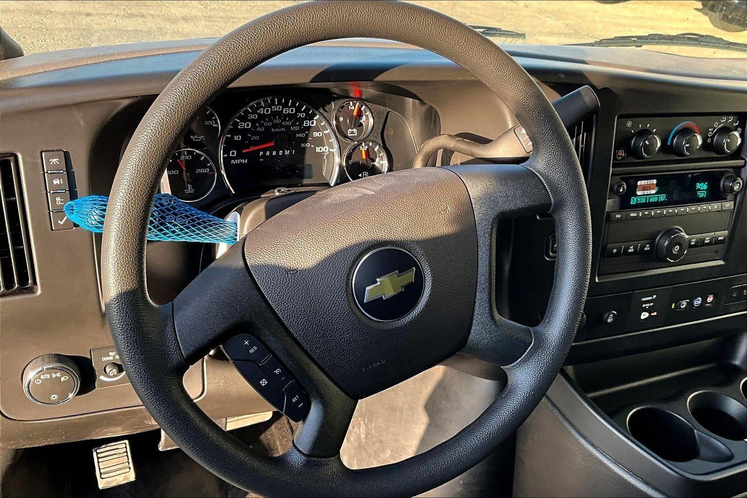 2025 Chevrolet Express Cargo 2500 WT