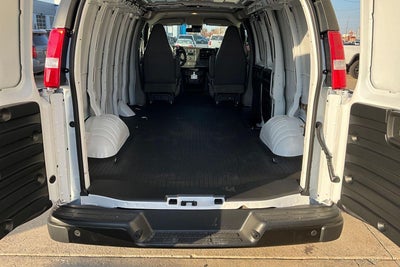 2025 Chevrolet Express Cargo 2500 WT