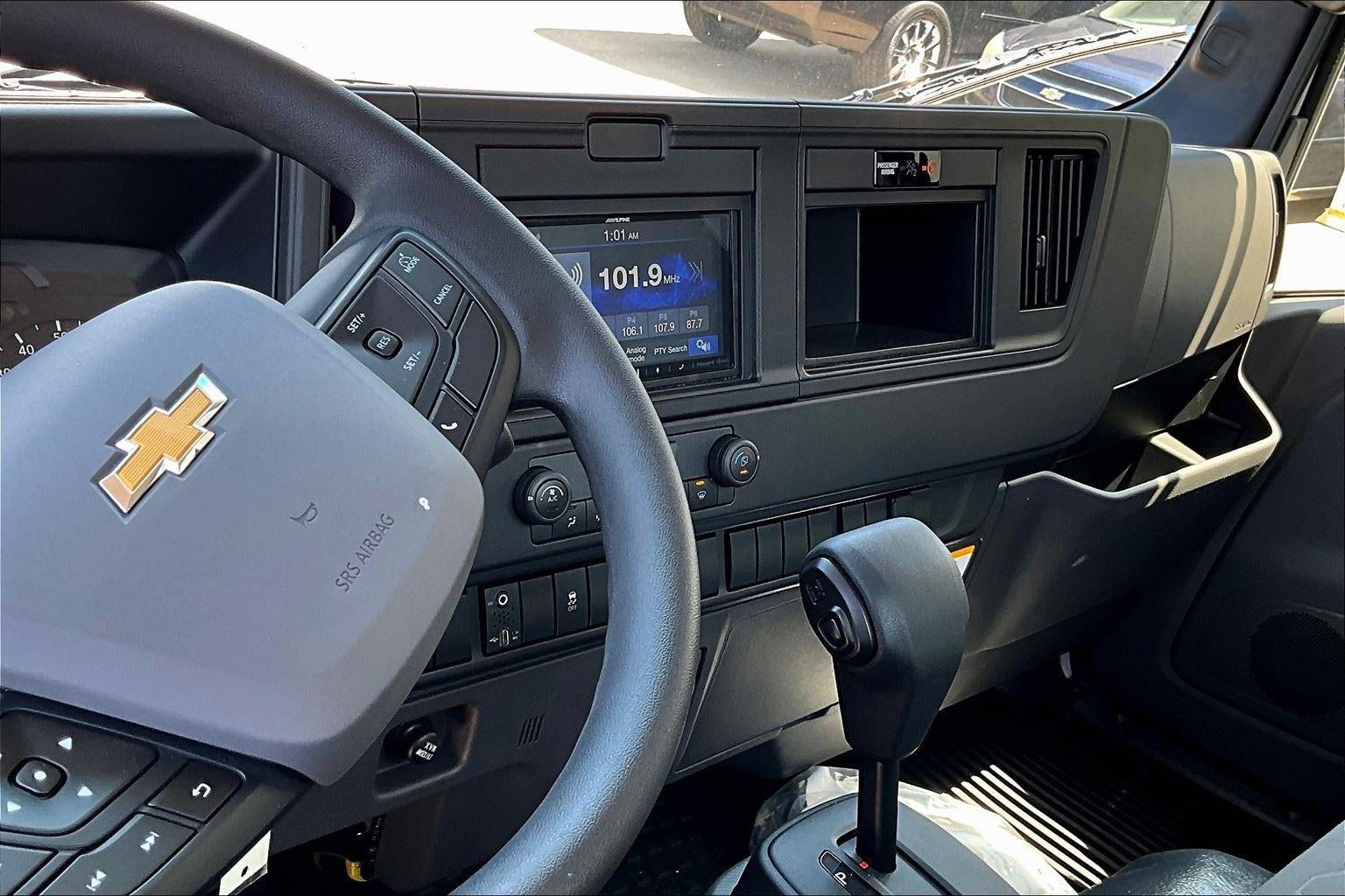 2025 Chevrolet Low Cab Forward 4500 XD Base