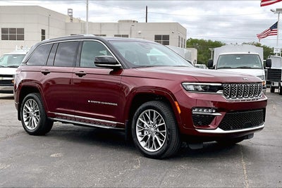 2023 Jeep Grand Cherokee Summit