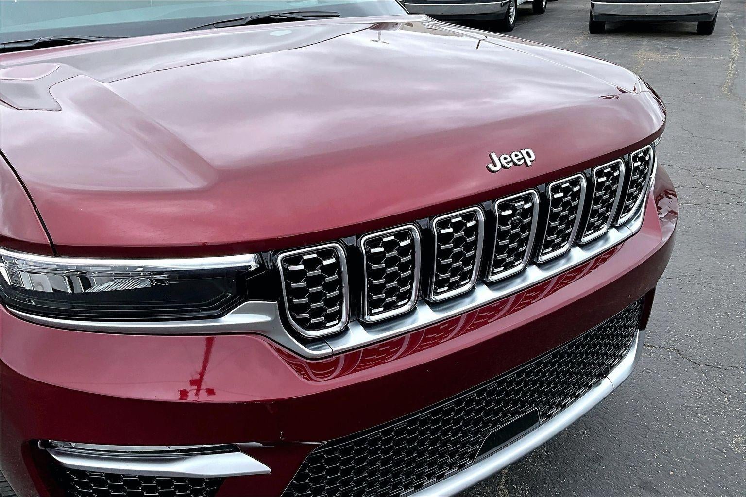 2023 Jeep Grand Cherokee Summit