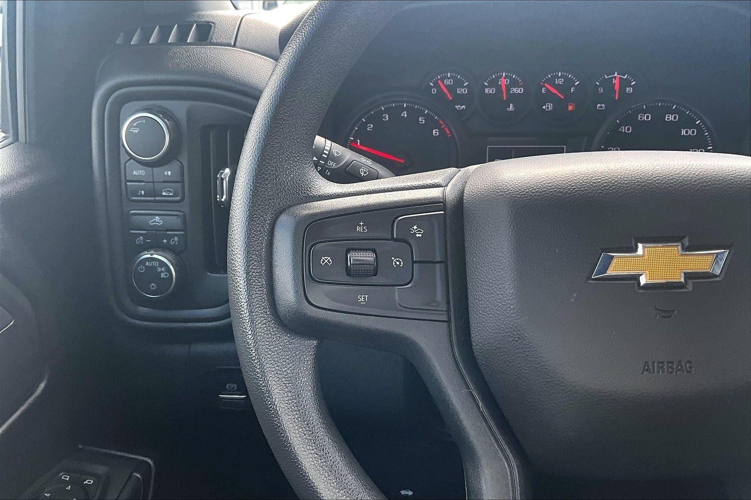 2023 Chevrolet Silverado 1500 Custom