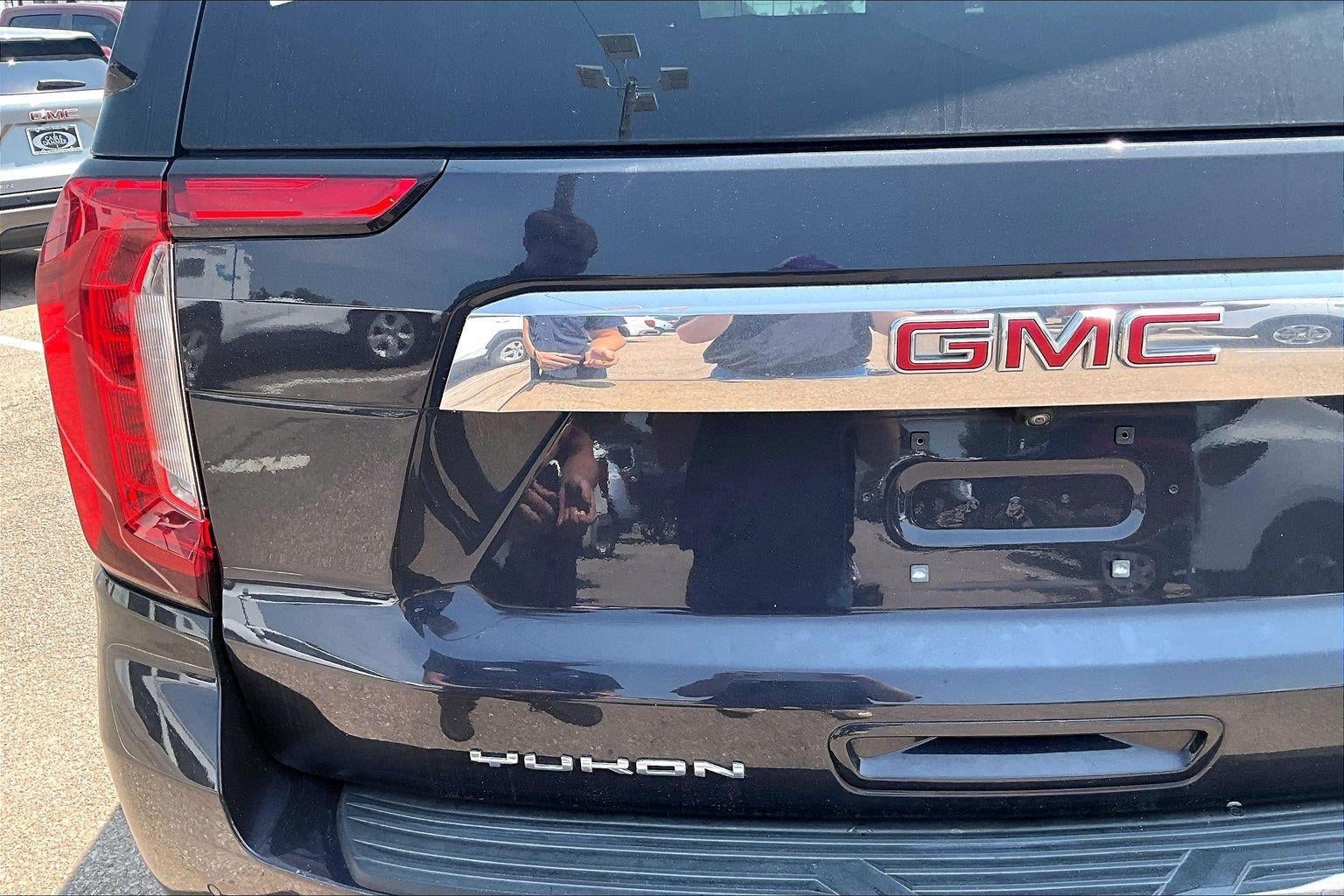 2023 GMC Yukon XL SLT