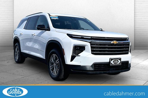 2024 Chevrolet Traverse LT