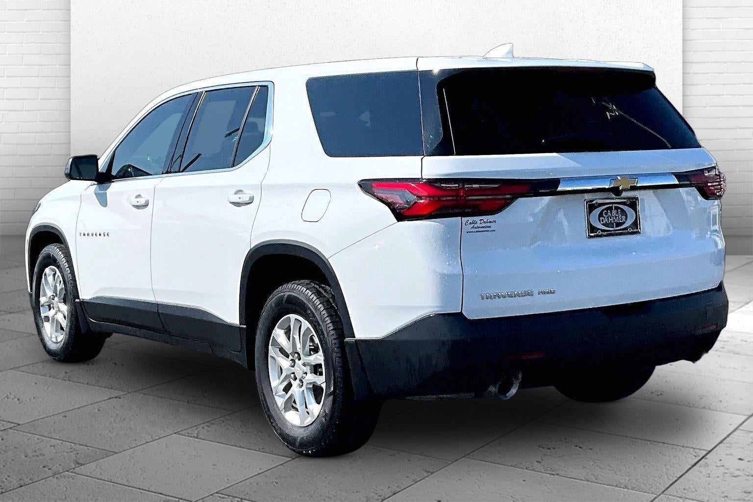 2022 Chevrolet Traverse LS