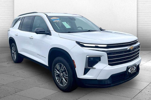2024 Chevrolet Traverse LT