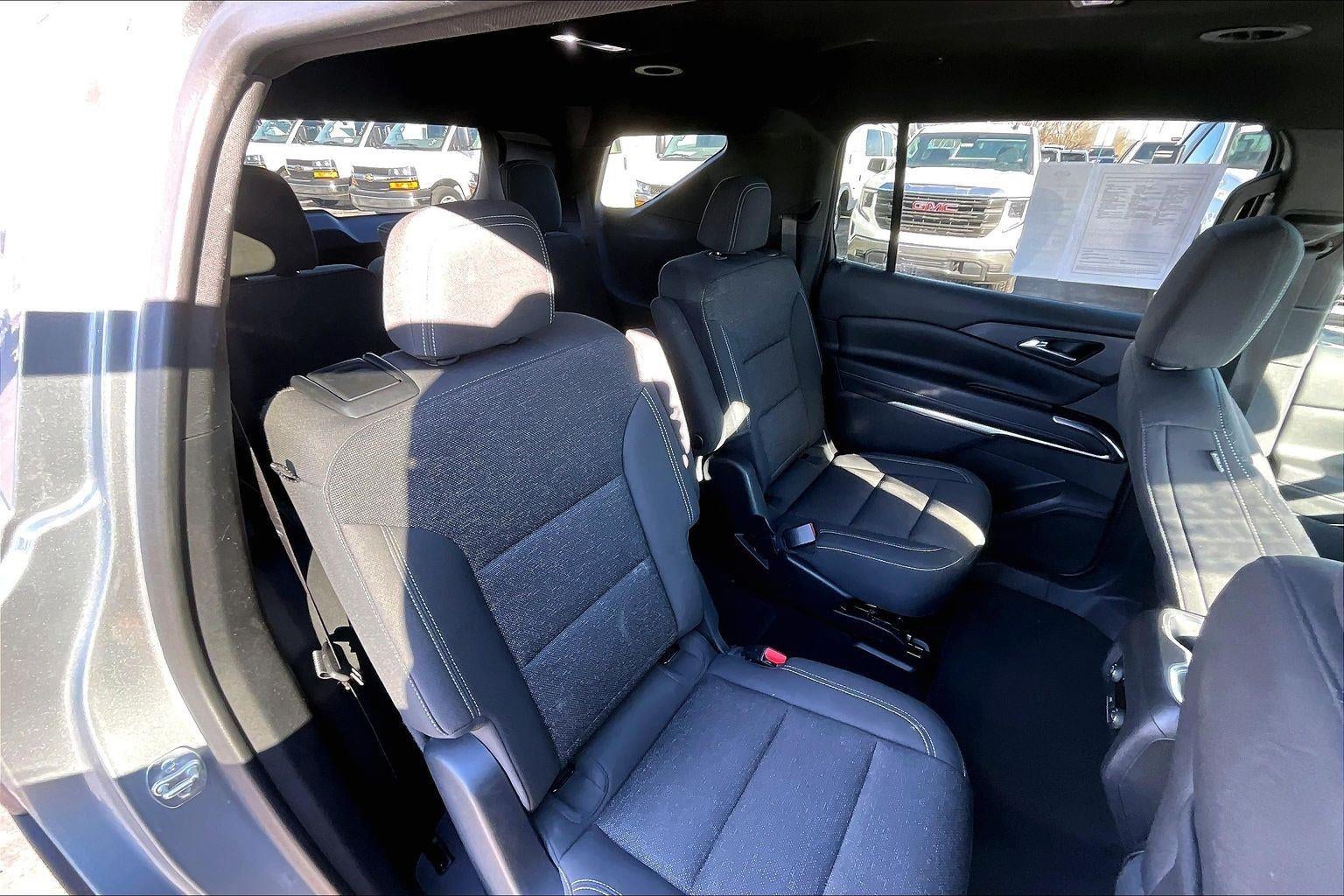 2024 Chevrolet Traverse LT