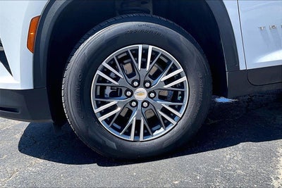 2024 Chevrolet Traverse LT
