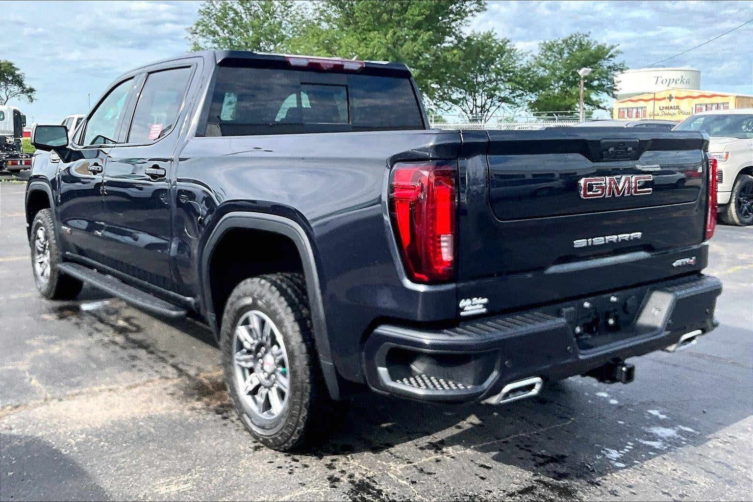 2024 GMC Sierra 1500 AT4