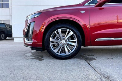 2025 Cadillac XT6 Premium Luxury