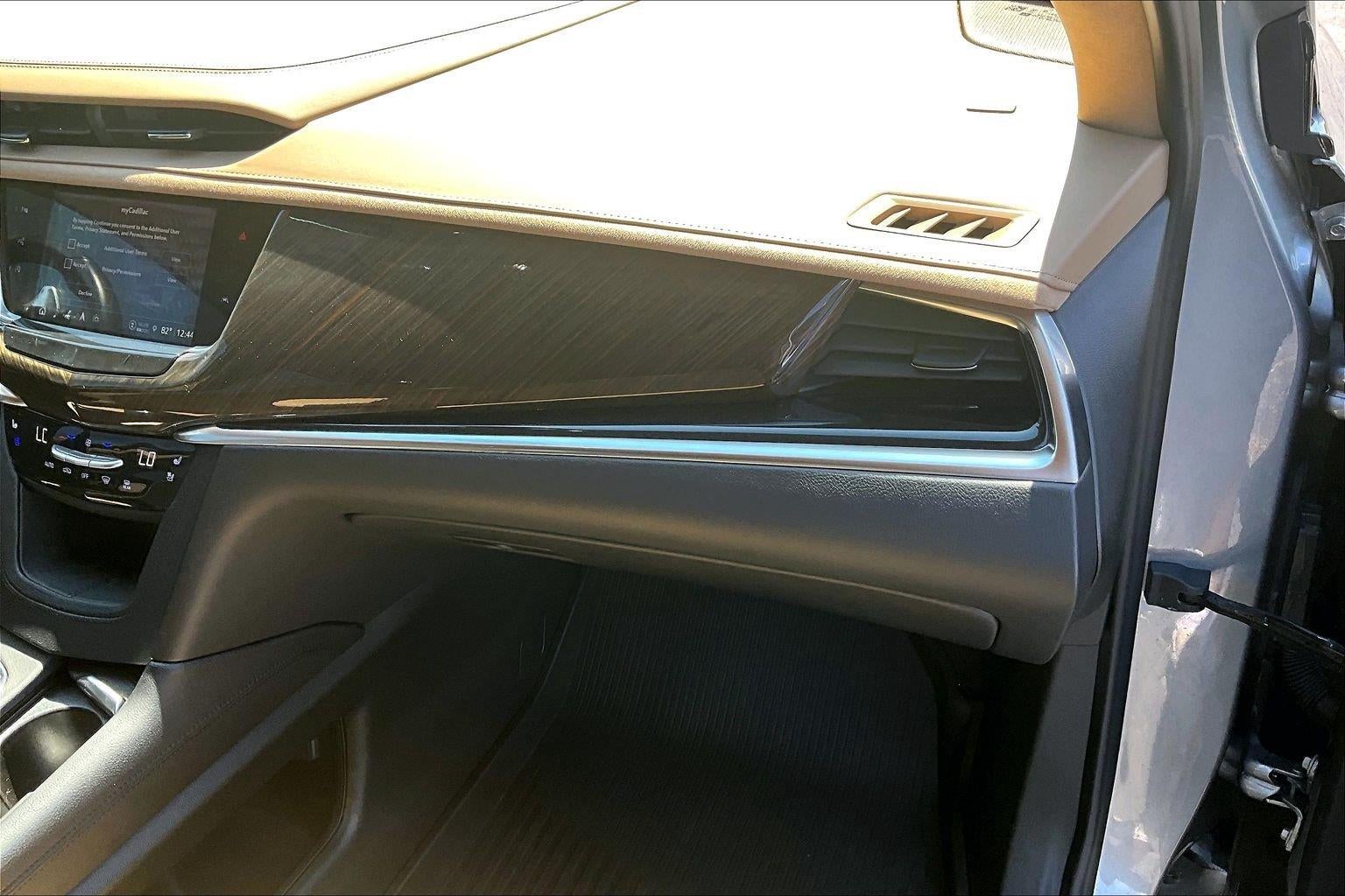 2024 Cadillac XT6 Sport