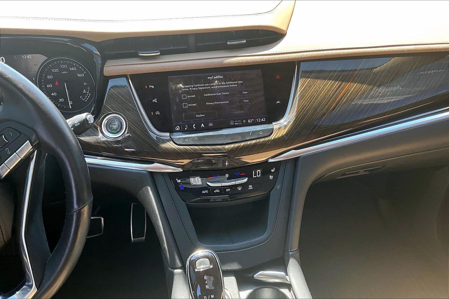 2024 Cadillac XT6 Sport