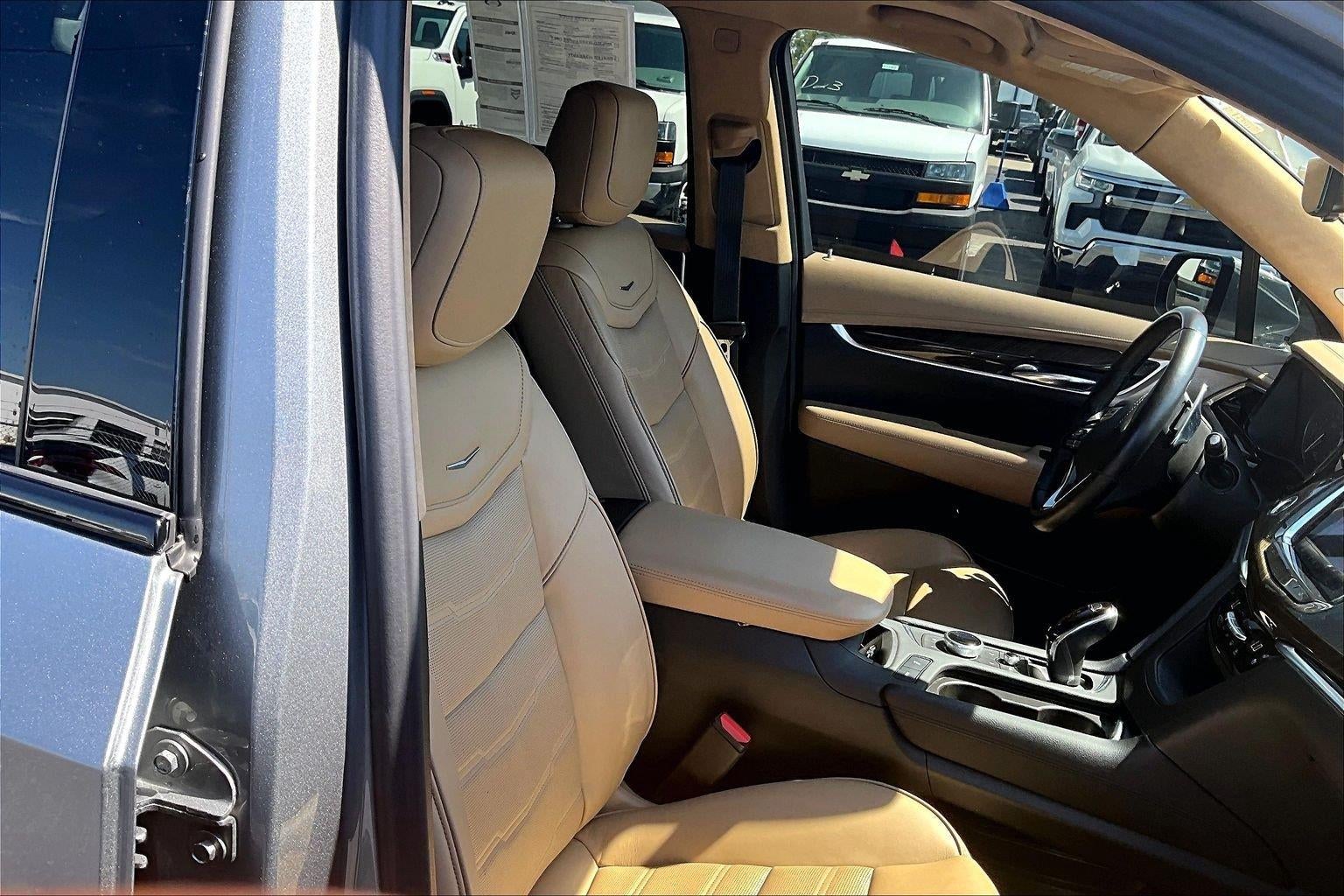 2024 Cadillac XT6 Sport