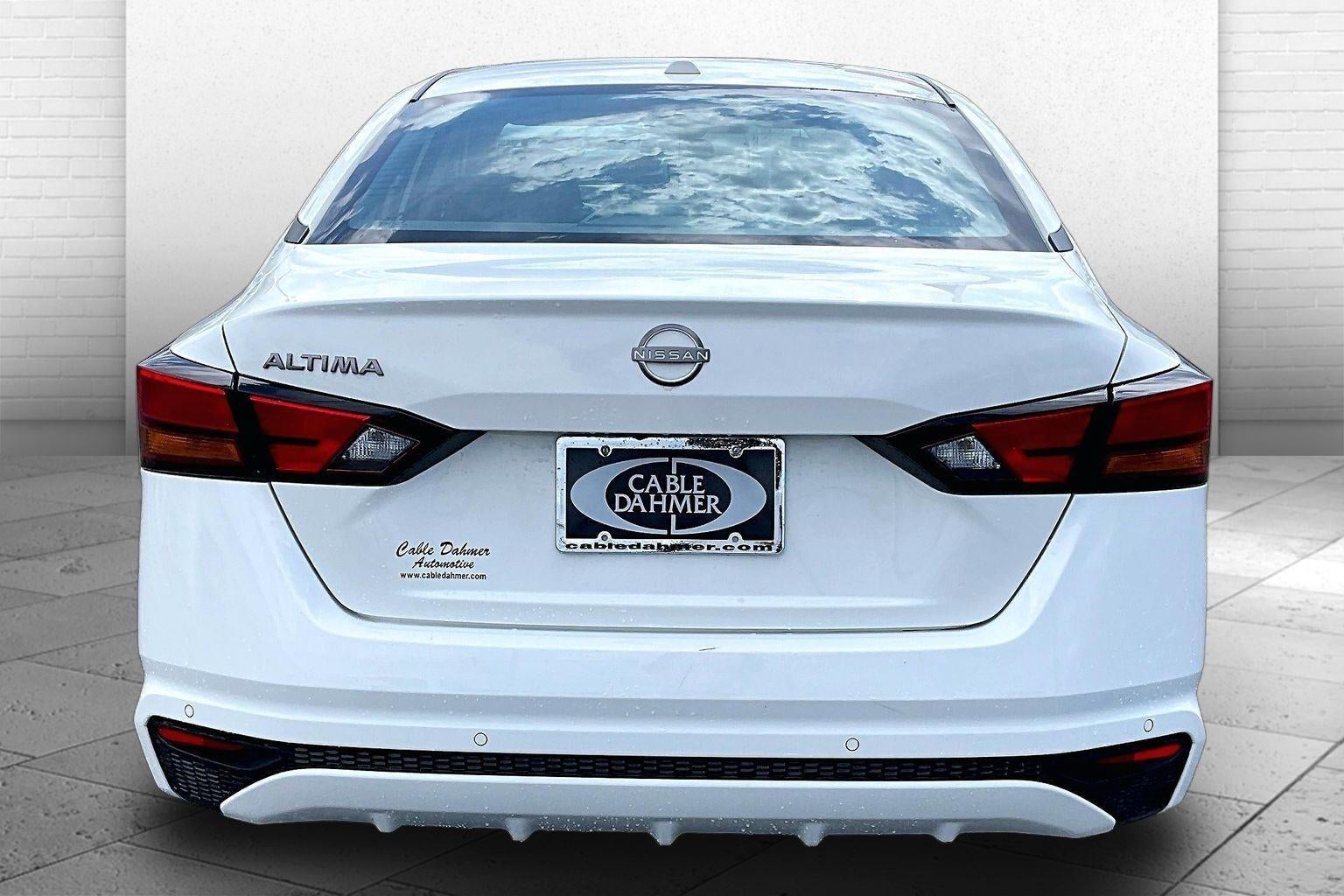 2025 Nissan Altima SV