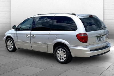 2005 Chrysler Town & Country Limited