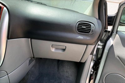 2005 Chrysler Town & Country Limited
