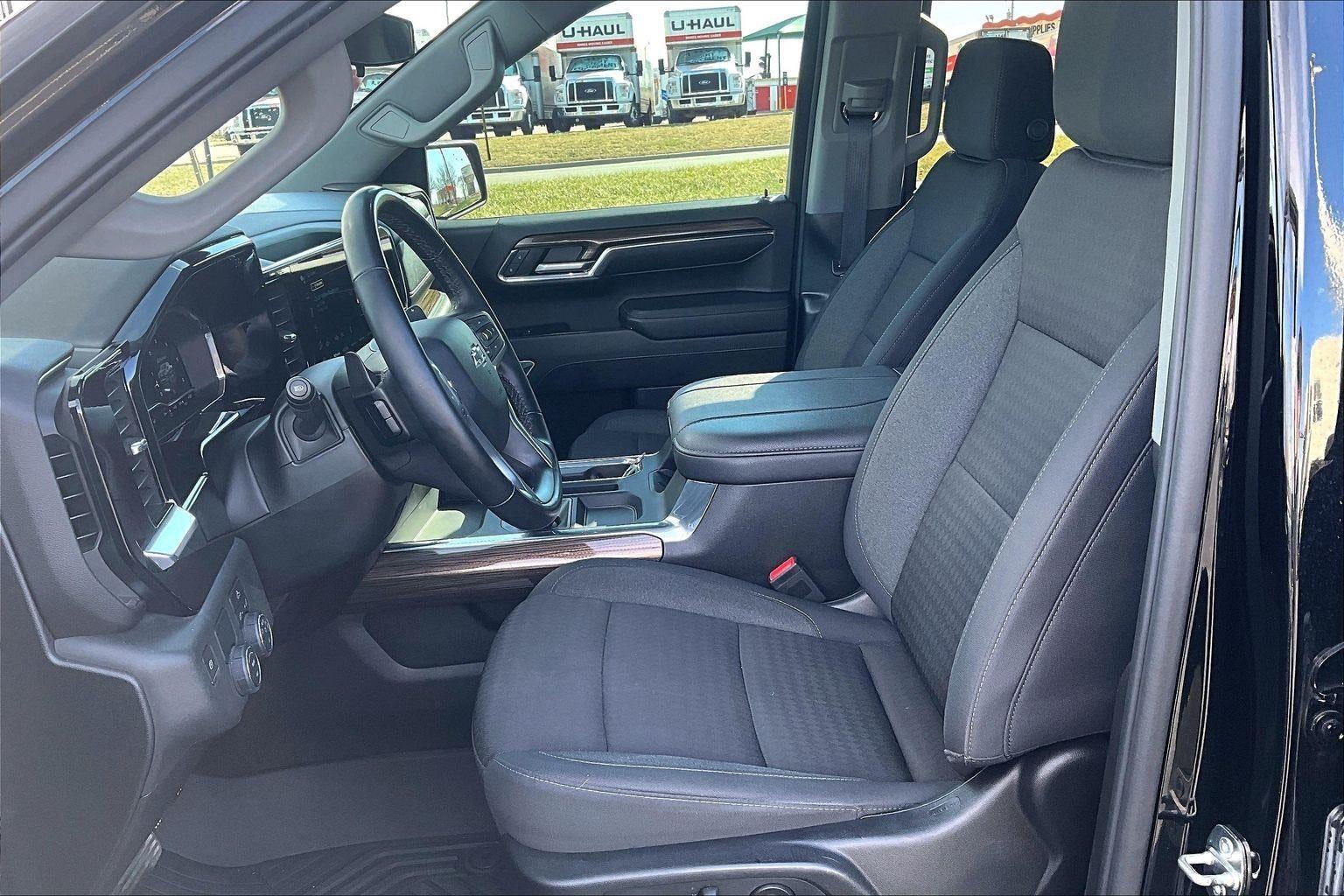 2024 Chevrolet Silverado 1500 RST