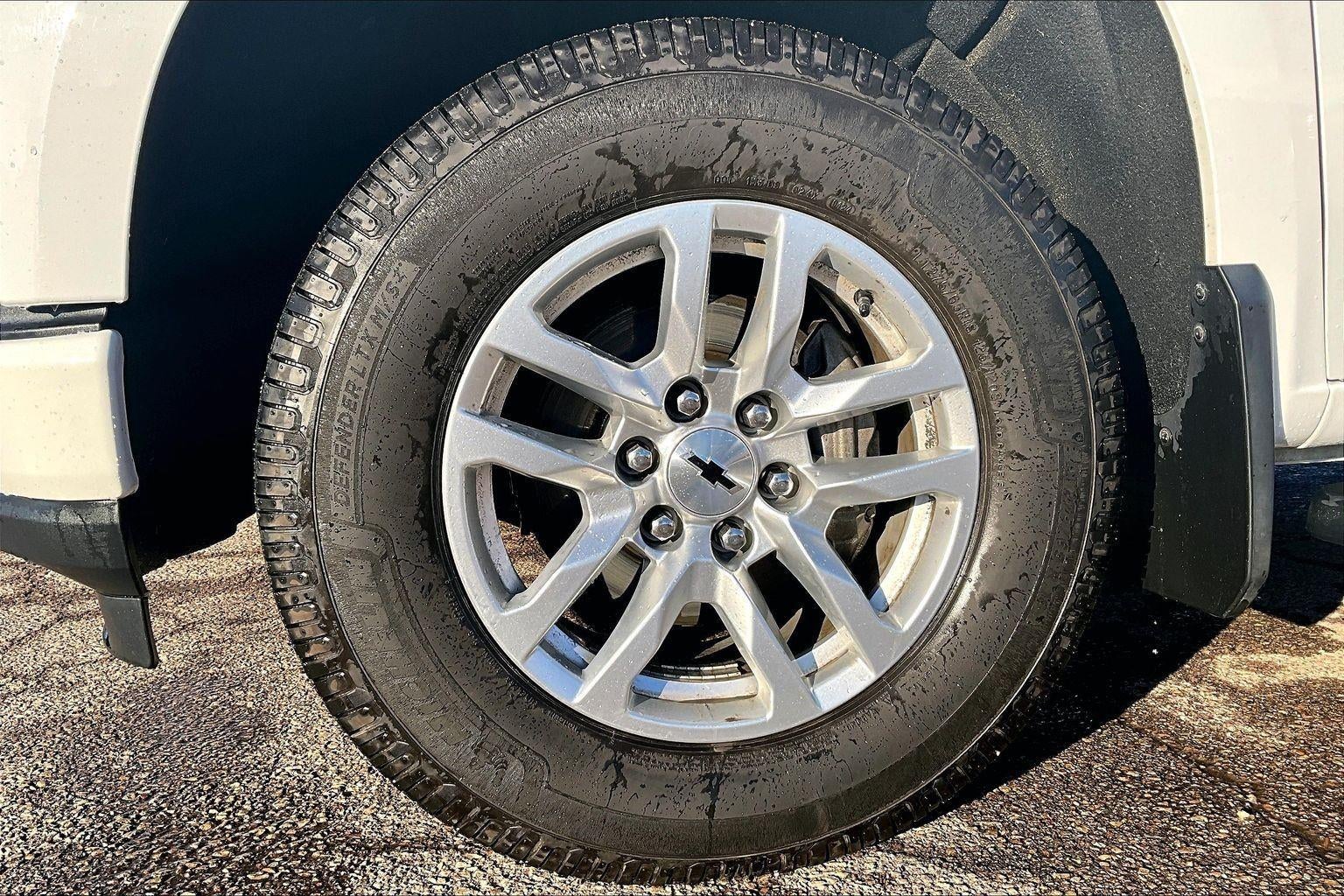 Used 2019 Chevrolet Silverado 1500 RST with VIN 3GCUYEED5KG218520 for sale in Kansas City