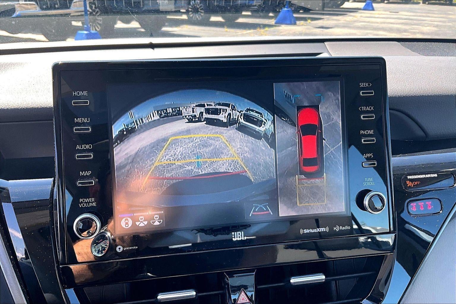 2021 Toyota Camry Hybrid XLE