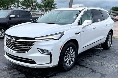 2022 Buick Enclave Essence