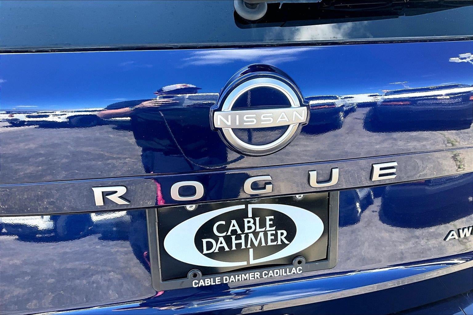2025 Nissan Rogue SV