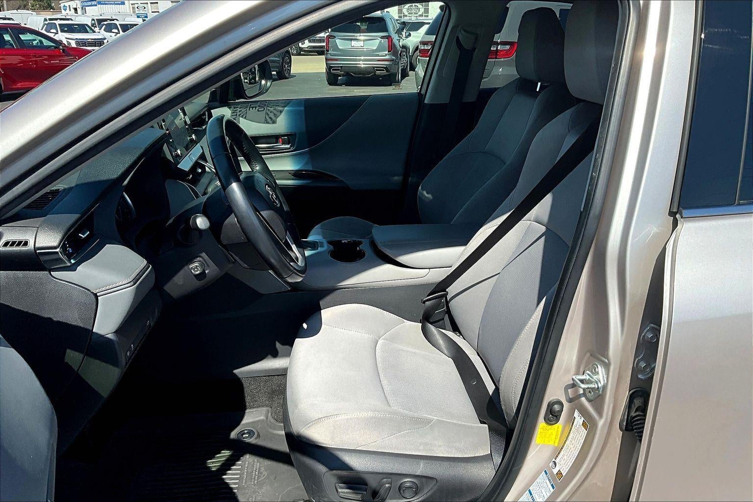 2021 Toyota Venza LE