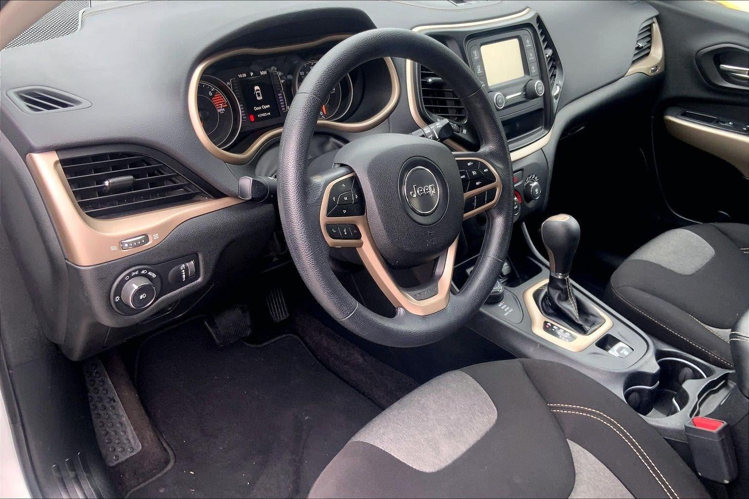 2018 Jeep Cherokee Latitude